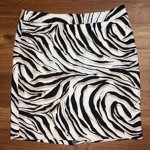 Loft Zebra Printed Mini Skirt Size 8 Petite